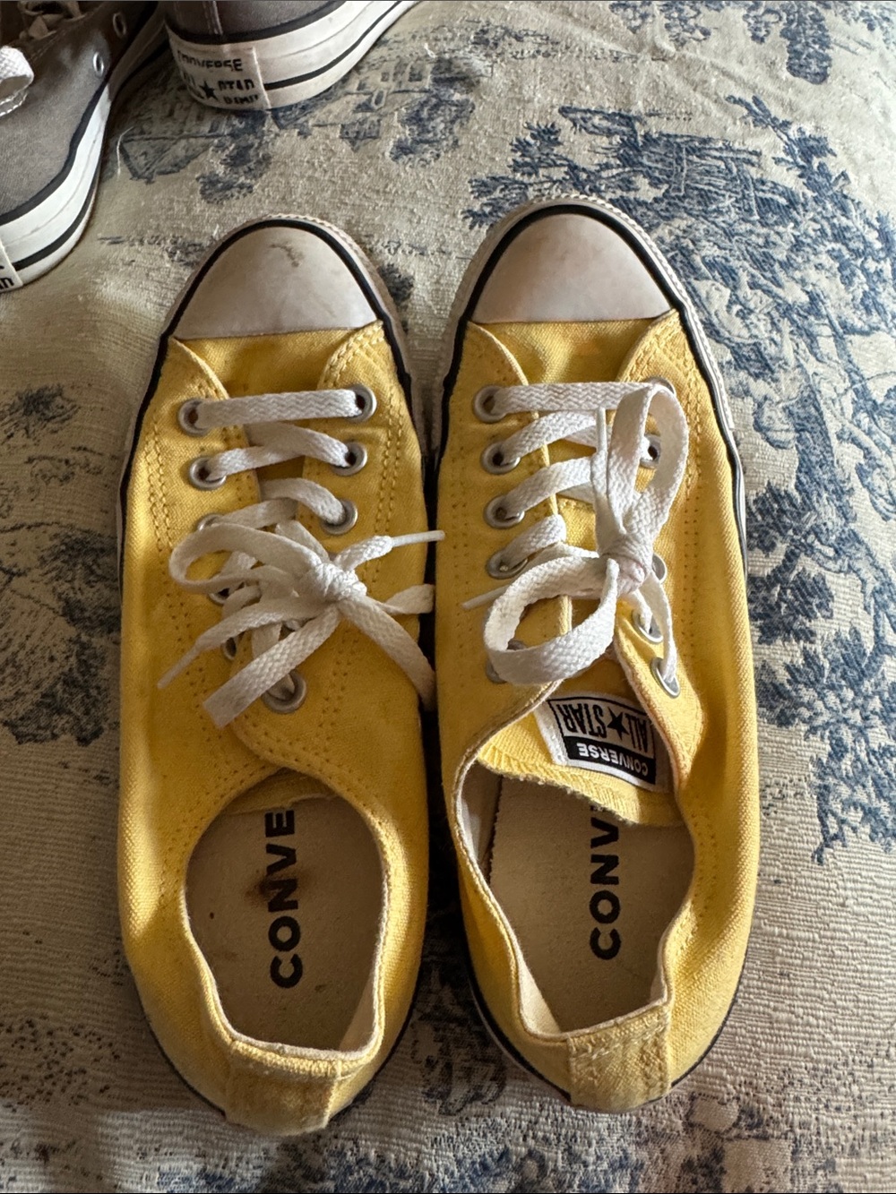 Converse Kids Yellow Low-Top Sneakers